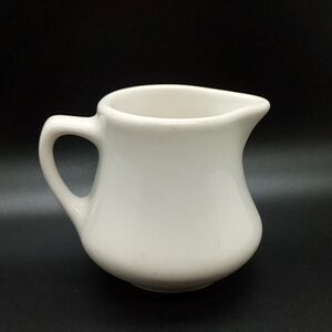 Vintage Homer Laughlin Small Creamer Rare HTF Cream Color